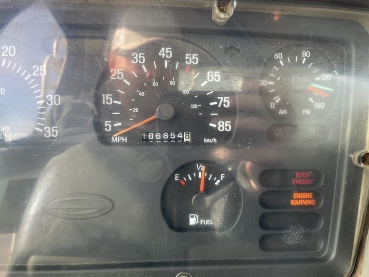 2001-sterling-l8500-image-35