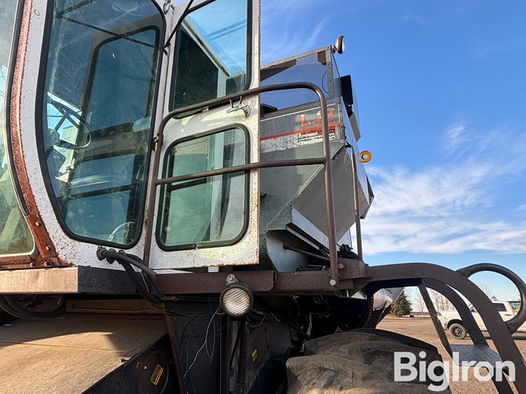 1977-gleaner-l2-image-14