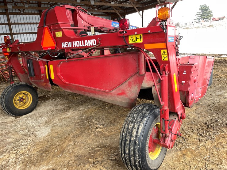 2015-new-holland-313-image-5