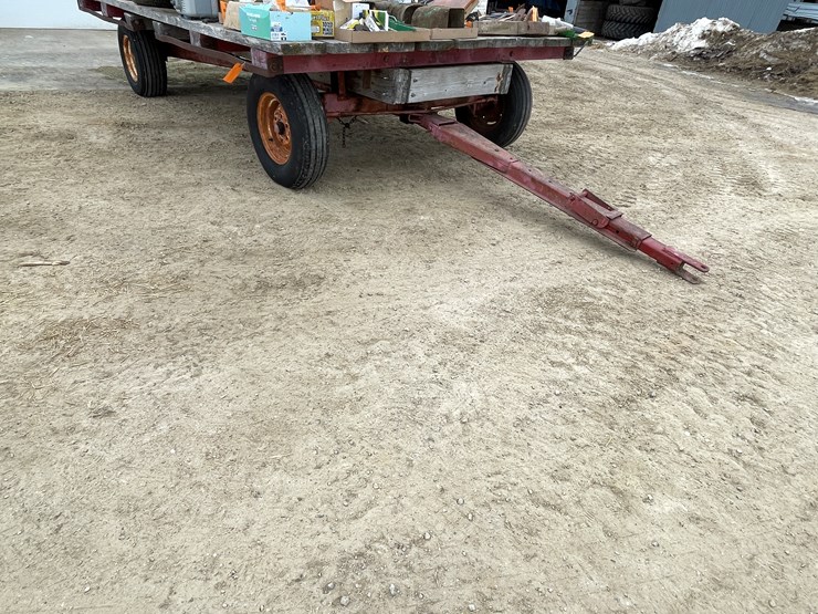 #2399-•-hay-wagon-image-2