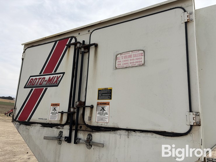 roto-mix-540-14xd-feed-wagon-image-16