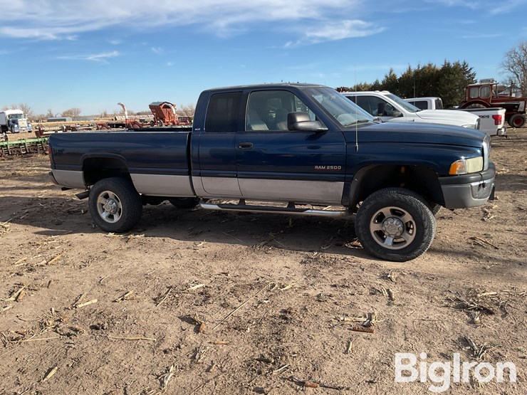 2001-dodge-ram-2500-image-4