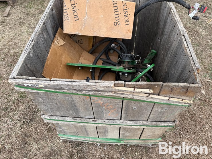 john-deere-hydraulic-drives,-air-bags,-&-wedge-box-image-13