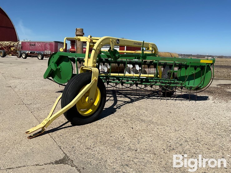 john-deere-640-image-1