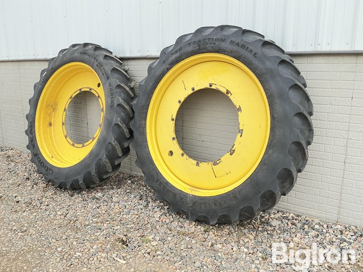 deere-tires-image-1
