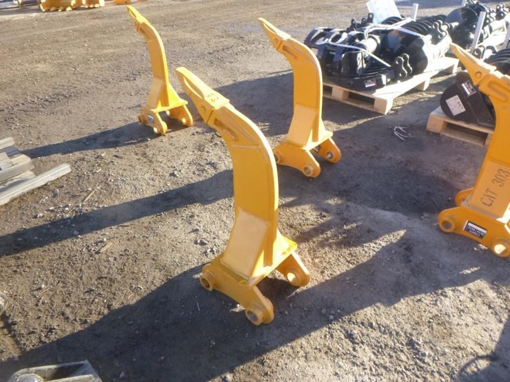 caterpillar-303-image-4