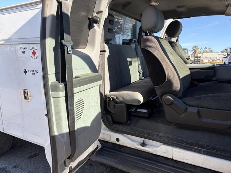 2012-ford-f450-xlt-image-10