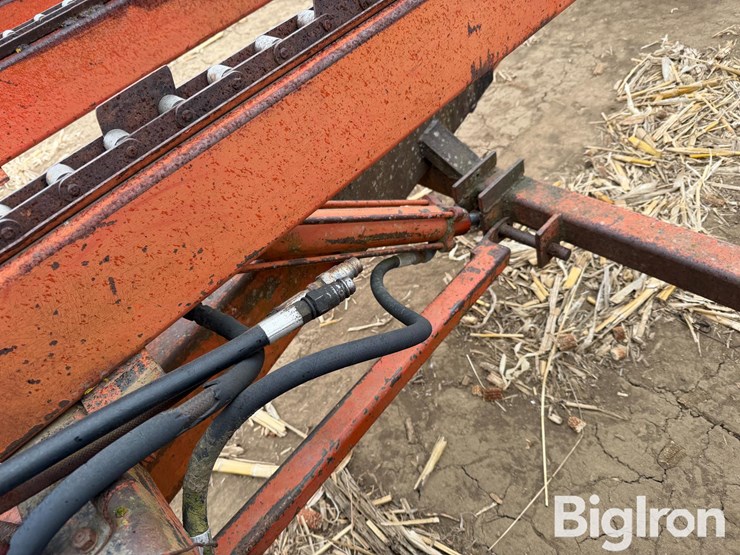 farmhand-8-bale-image-18