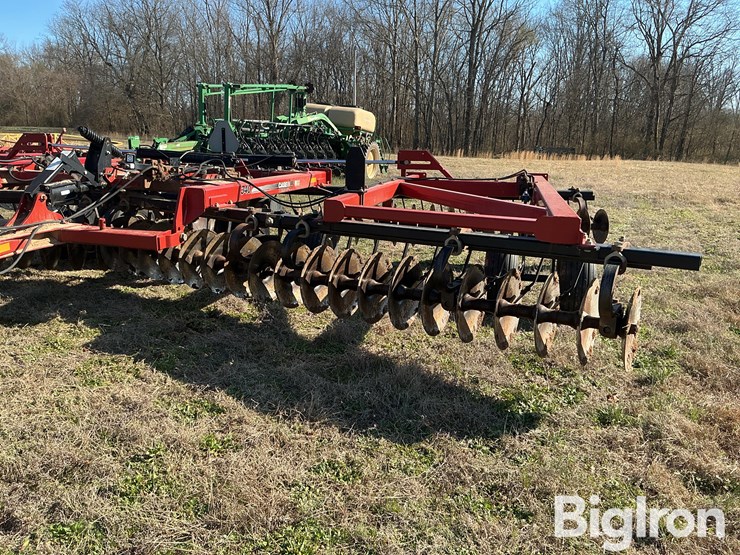 2014-case-ih-340-image-12