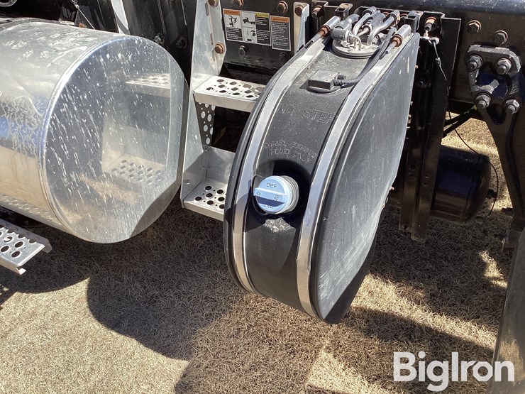 2019-kenworth-t680-image-15