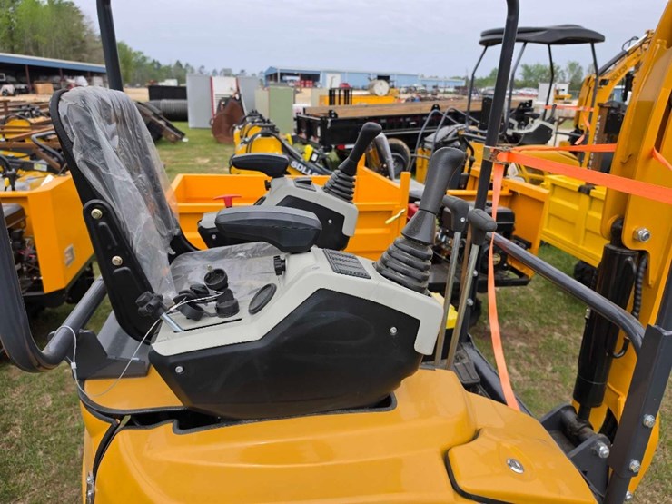 --absolute---new-sdlanch-excavator-image-10