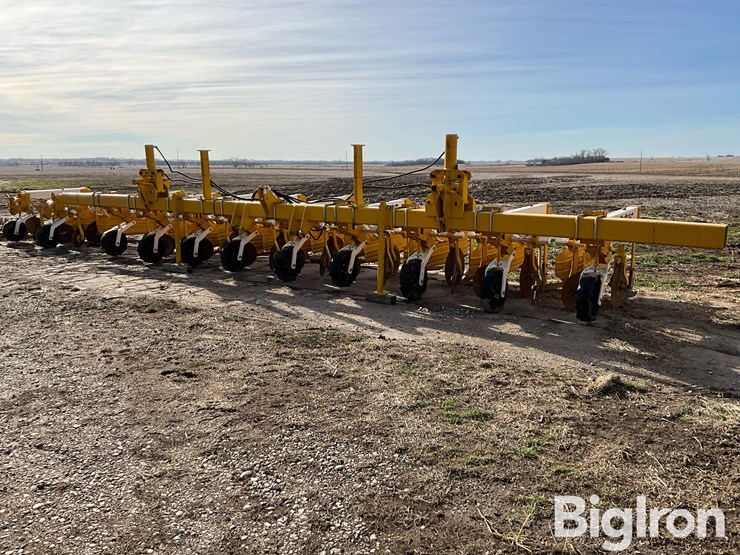 1997-buffalo-6300-image-9