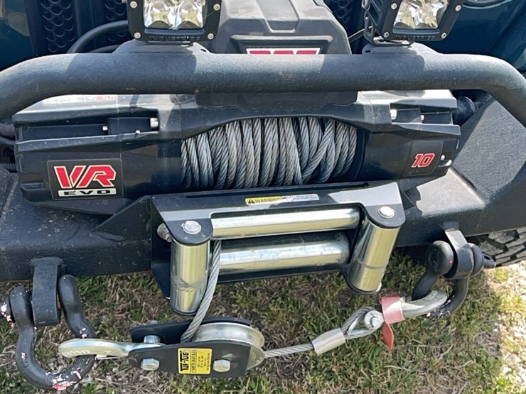 1997-jeep-wrangler-image-3