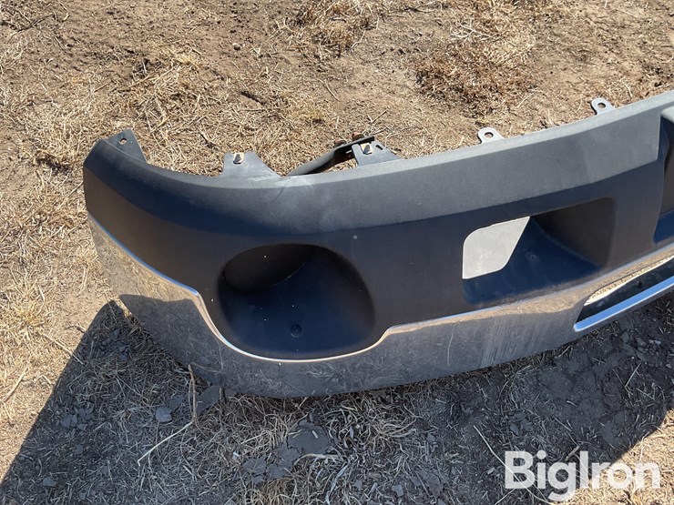 2013-gmc-3500-image-11