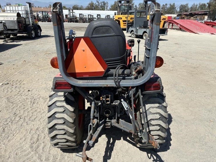 2018-kubota-b26-image-11