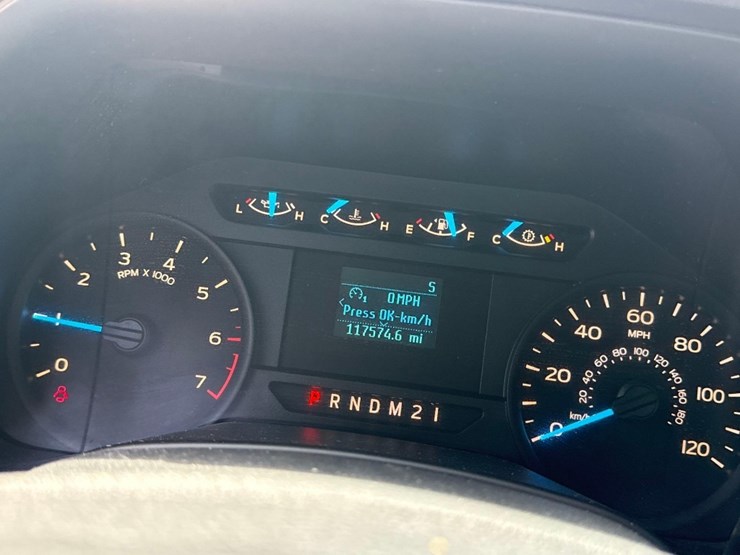 2017-ford-f150-xl-image-10