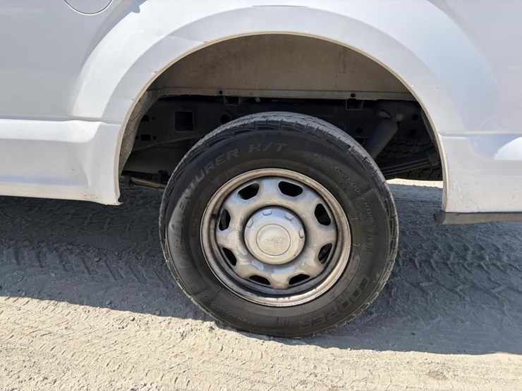 2016-ford-f150-image-5