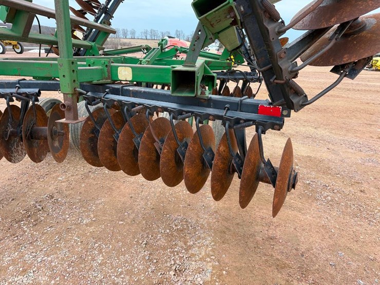 john-deere-630-image-29