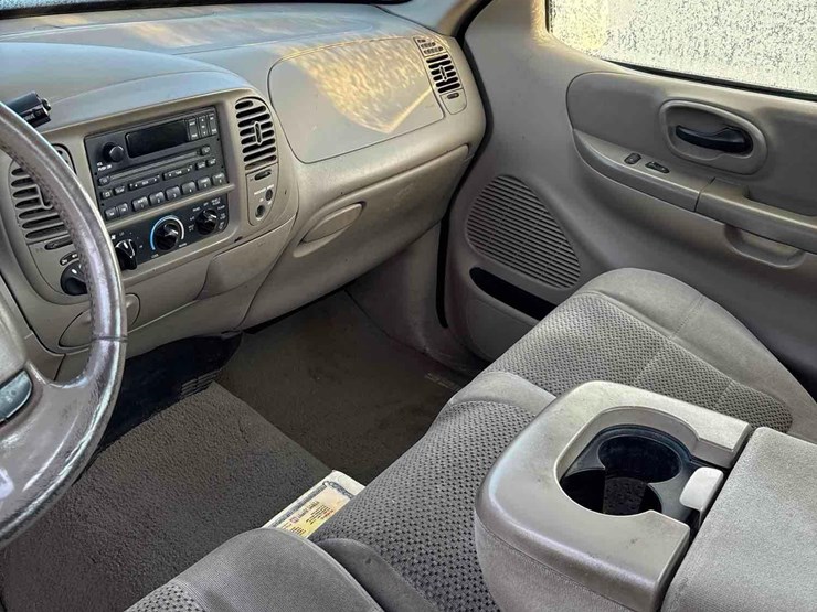 2001-ford-f150-image-27