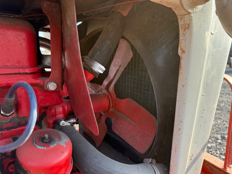 ford-tractor-image-23