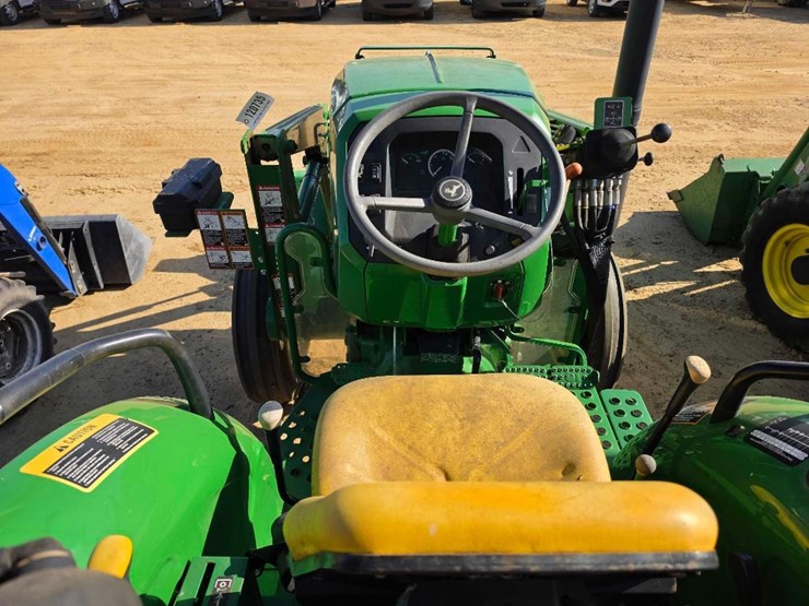 john-deere-5055e-image-8