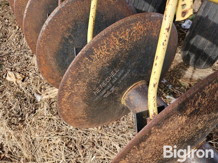 john-deere-210-image-18