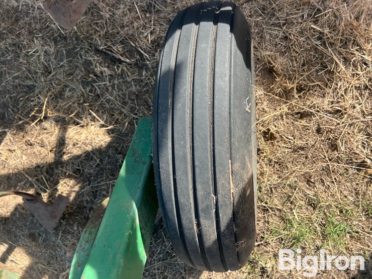 john-deere-1000-image-17