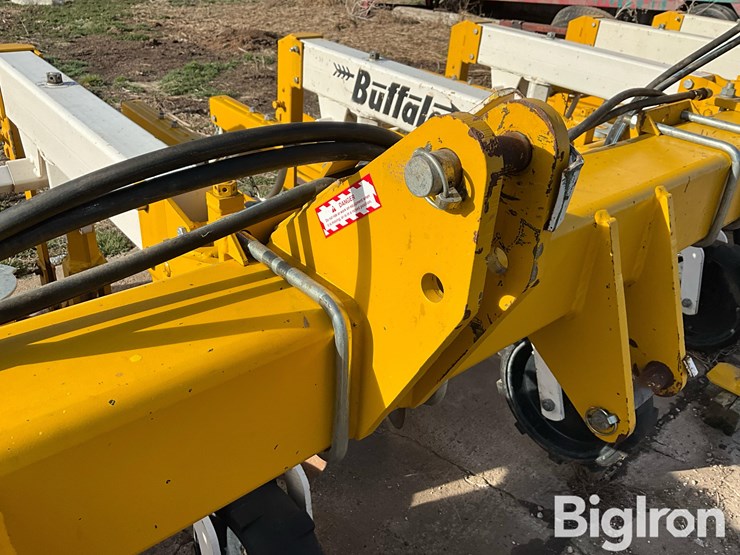 1997-buffalo-6300-image-12