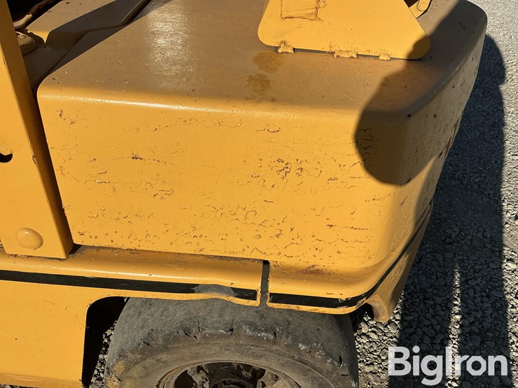 datsun-forklift-image-9