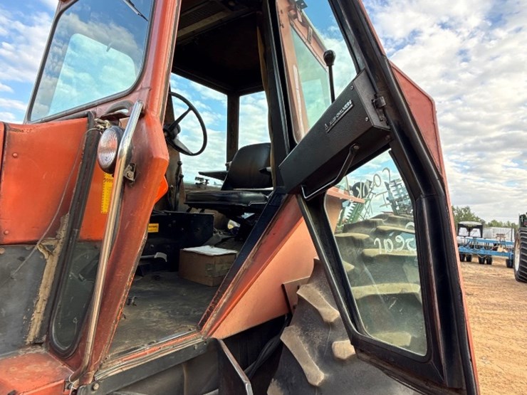 allis-chalmers-7060-image-23