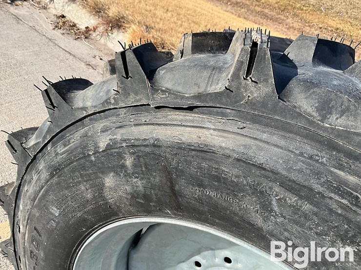11r22.5-recapped-pivot-tires-&-rims-image-10