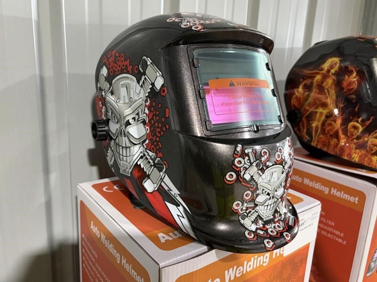 auto-darkening-welding-helmet-(qty-2)-image-3