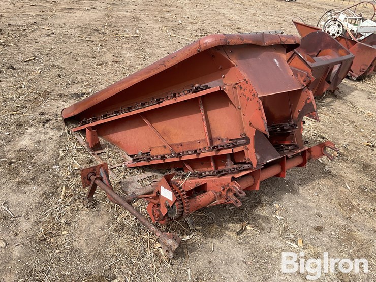 international-555-image-7