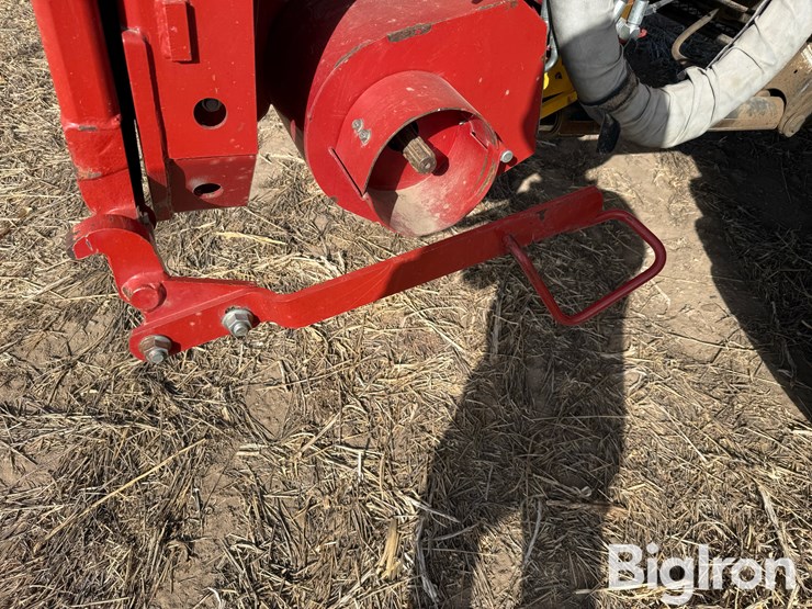 2011-case-ih-6088-image-18