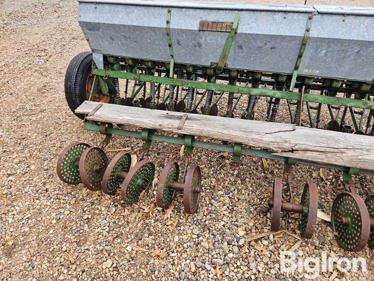 john-deere-b-image-16