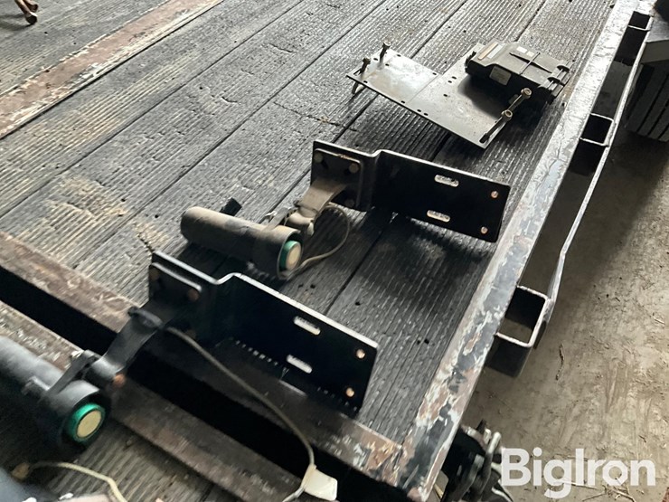 case-ih-ultra-glide-boom-height-system-image-5