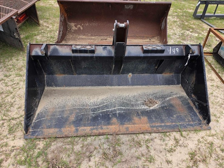 --72"-bucket-image-5