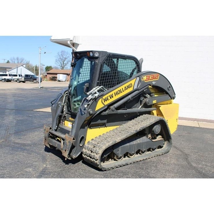 2021 NEW HOLLAND C332