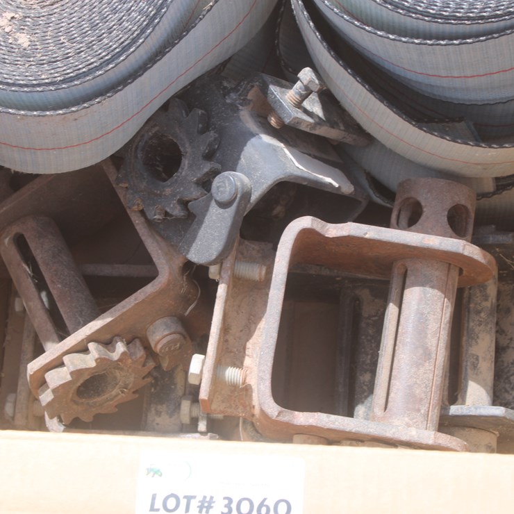#3060 • Tie Down Straps And Ratchets