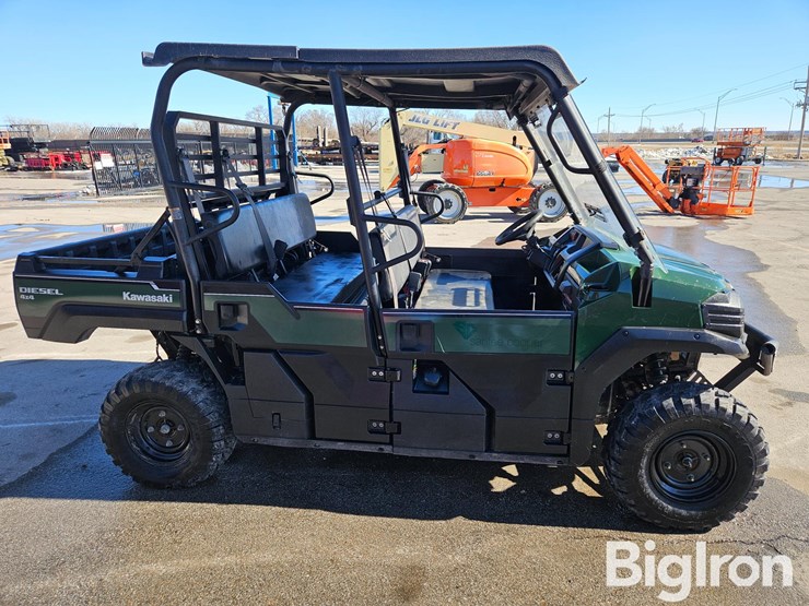 2022-massey-ferguson-730-image-4