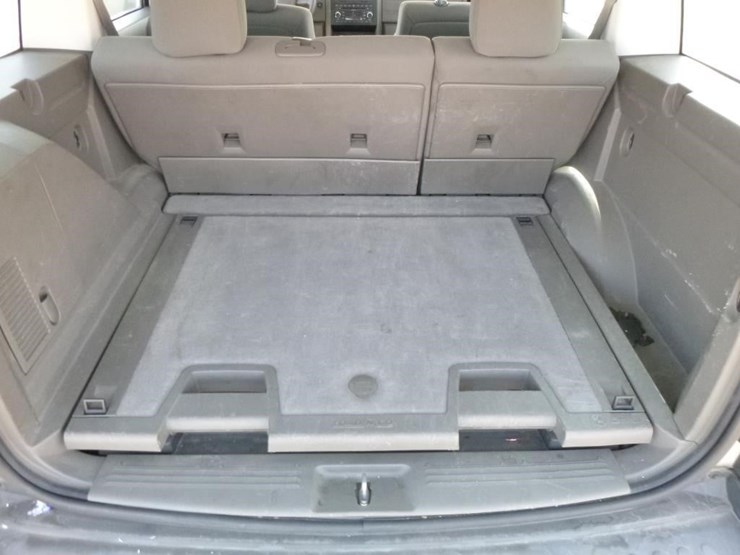 2008-dodge-nitro-image-25