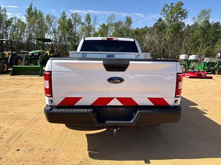 2019-ford-f150-xl-image-4