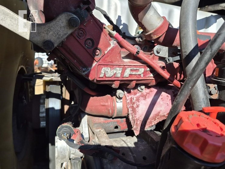 2014-mack-pinnacle-cxu613-image-23