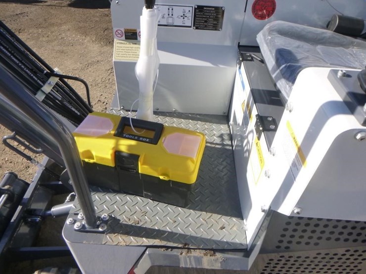 bttl-et15h-6-hydraulic-excavator-image-20