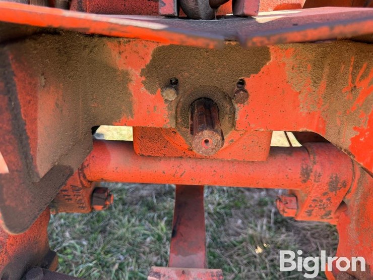 1979-allis-chalmers-185-image-12