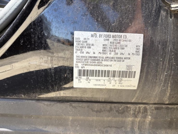 2021-ford-explorer-police-interceptor-image-25