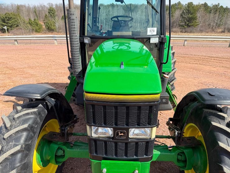 john-deere-7200-image-31