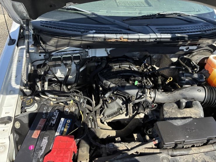 2014-ford-f150-xl-image-7