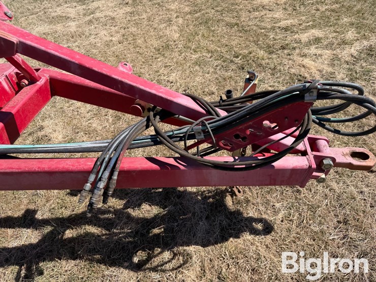 2012-sunflower-5055-field-cultivator-image-10