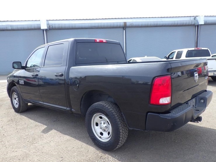 2017-dodge-1500-image-4